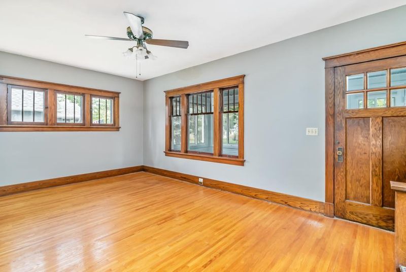 1611 N 4th St, Mankato, MN 56001