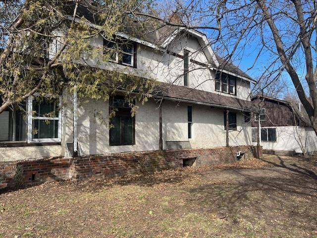 607 Lawson Ave E, Saint Paul, MN 55130