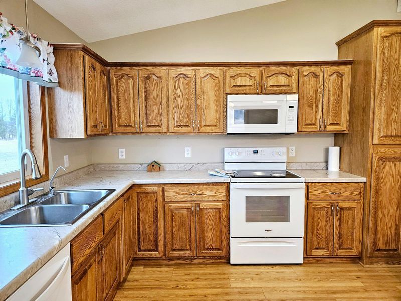 56276 Falcon Ave, Pine City, MN 55063