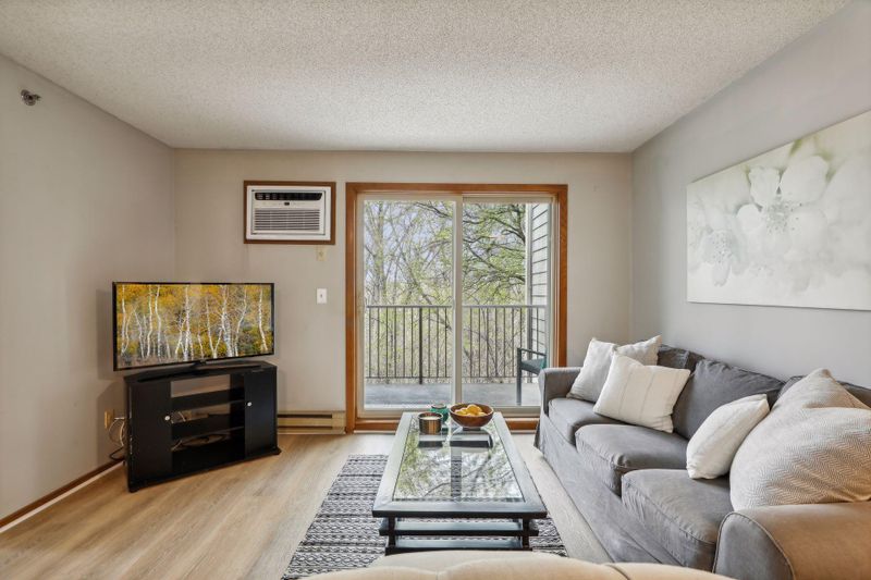 2170 Ridge Dr #22, Saint Louis Park, MN 55416