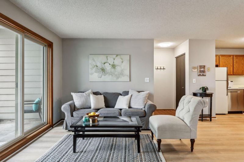 2170 Ridge Dr #22, Saint Louis Park, MN 55416