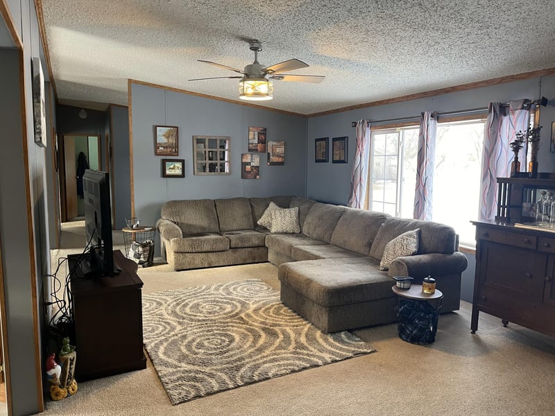 209 3rd Ave E, Gary, MN 56545