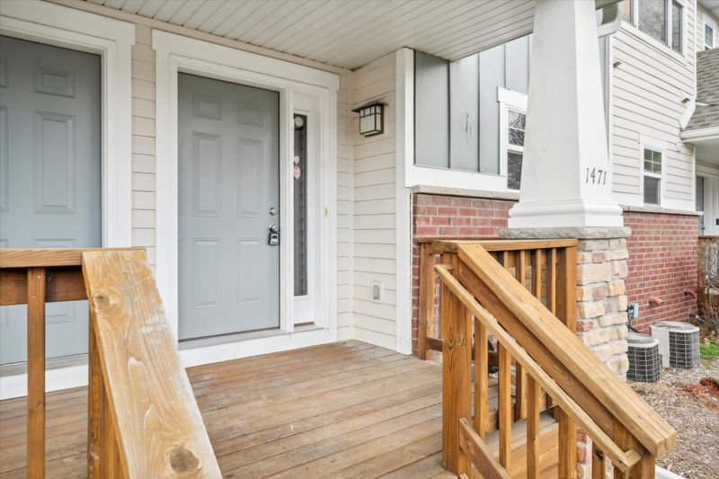1471 Magnolia Ave E, Saint Paul, MN 55106