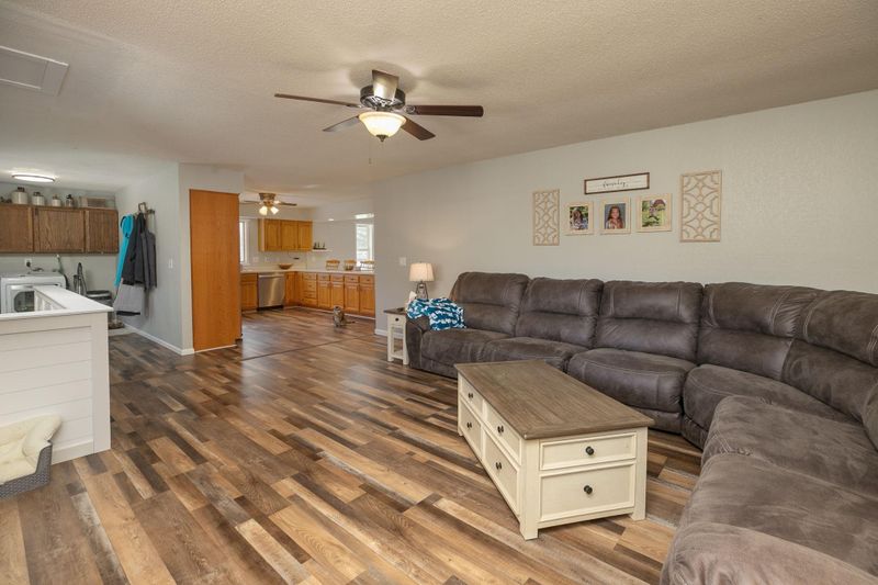 124 Main St E, Hayfield, MN 55940