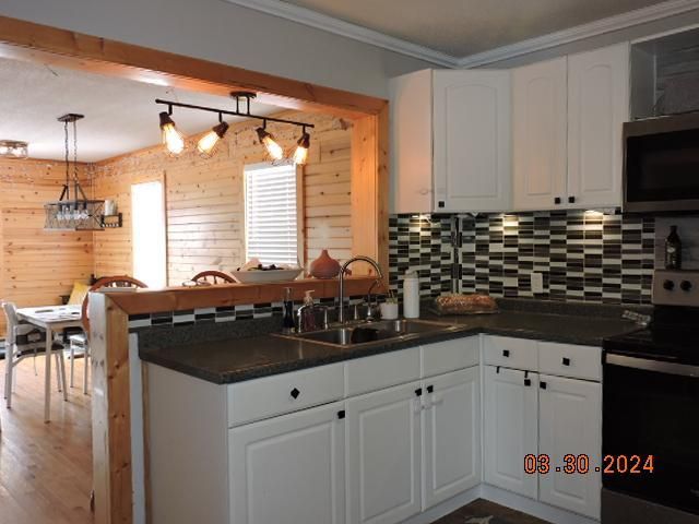102 Robert St, Elrosa, MN 56325