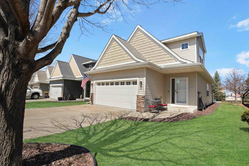 1519 Praha St SE, New Prague, MN 56071