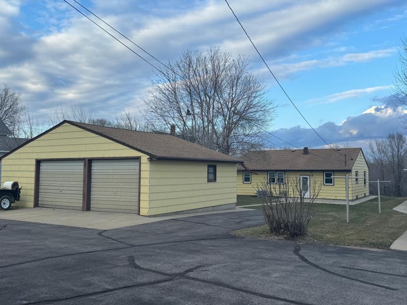 912 S German St, New Ulm, MN 56073