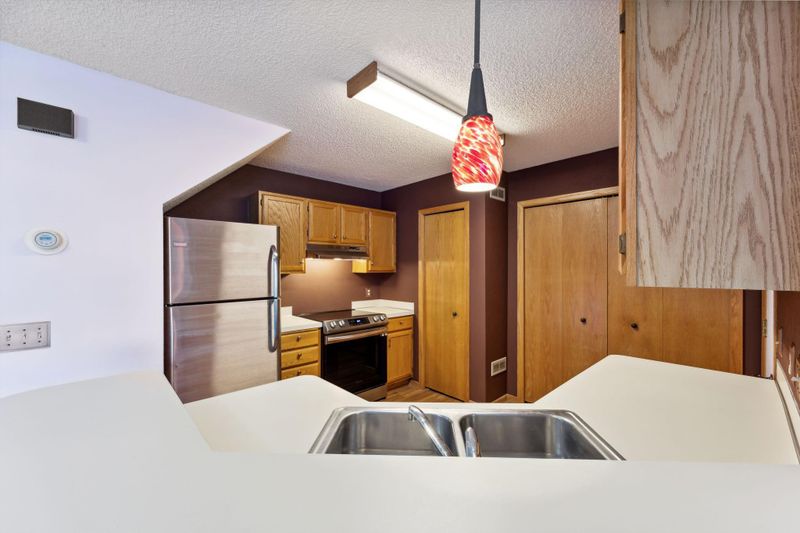 12802 Echo Ln, Apple Valley, MN 55124
