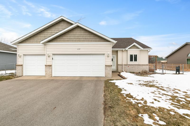 1137 5th St N, Sartell, MN 56377
