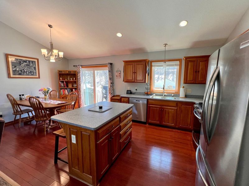 207 Stoughton St E, Cannon Falls, MN 55009