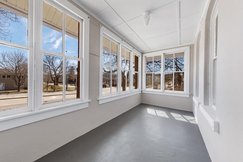1026 Center St, New Ulm, MN 56073