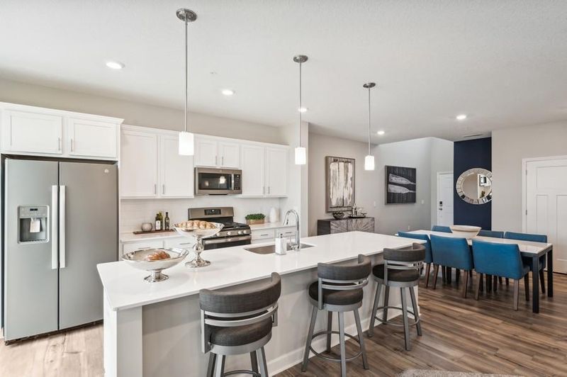 2031 Tyrone Dr, Shakopee, MN 55379