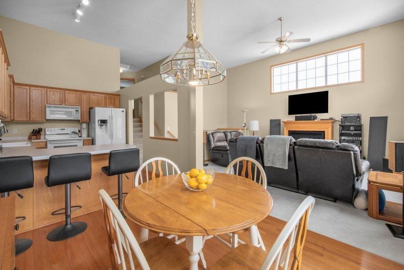 13766 Dorothy Dr, Rogers, MN 55374