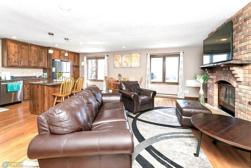 606 6th St NE, Dilworth, MN 56529