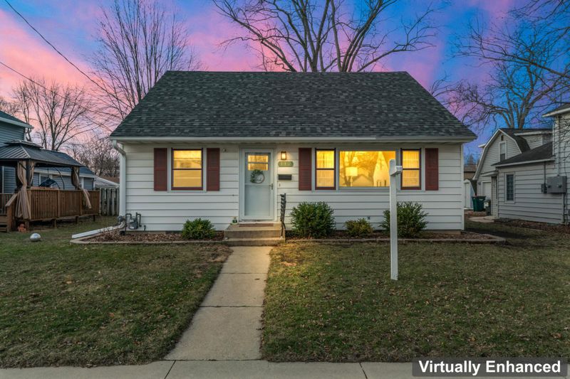 112 12th St NW, Rochester, MN 55901