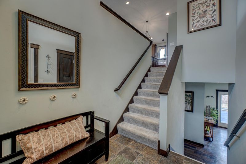 1638 Morning Glory Dr, River Falls, WI 54022