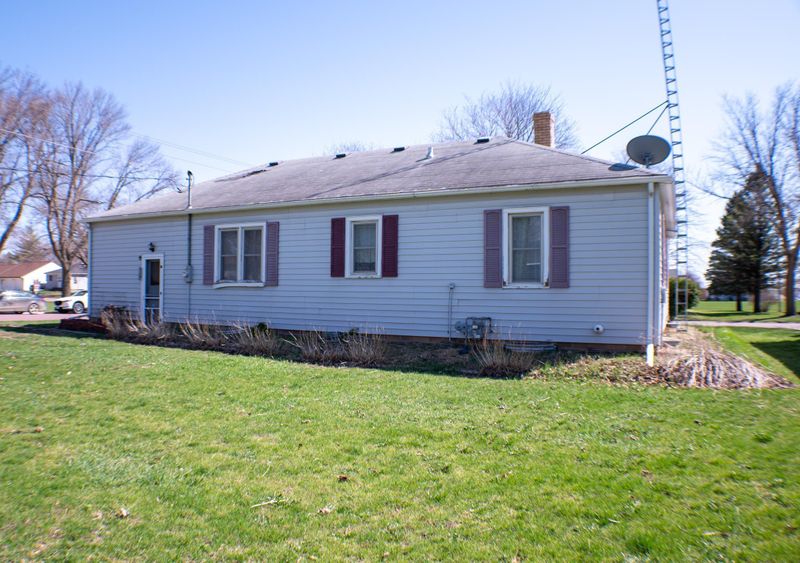 211 Birch St W, Trimont, MN 56176