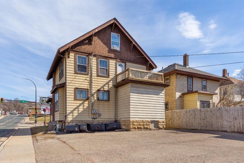 830 N 4th St, Mankato, MN 56001