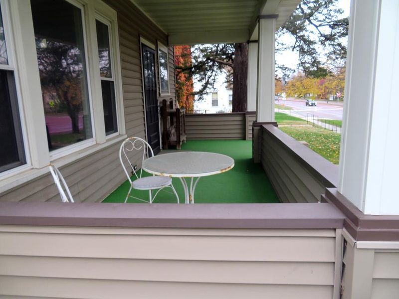 408 S Broadway St, New Ulm, MN 56073