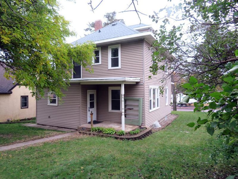 408 S Broadway St, New Ulm, MN 56073