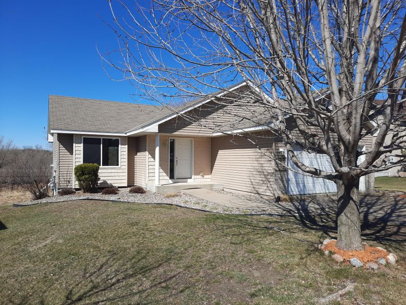 1120 N Ridge Dr NW, Montgomery, MN 56069