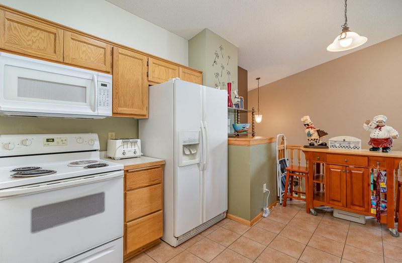 929 14th Ln SE, Cambridge, MN 55008