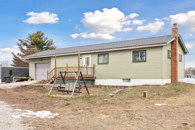 539 305th Ave NW, Cambridge, MN 55008