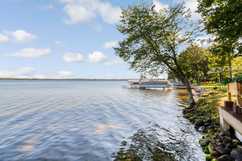 21701 Broadwater Dr, Pelican Rapids, MN 56572