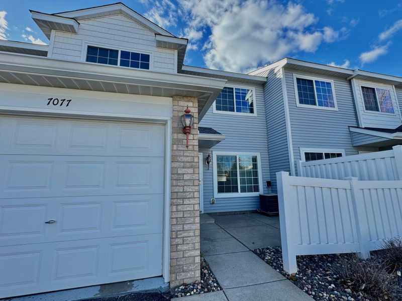 7077 139th Ave NW, Anoka, MN 55303