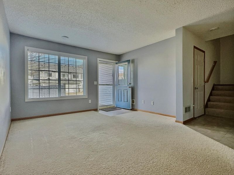 7077 139th Ave NW, Anoka, MN 55303