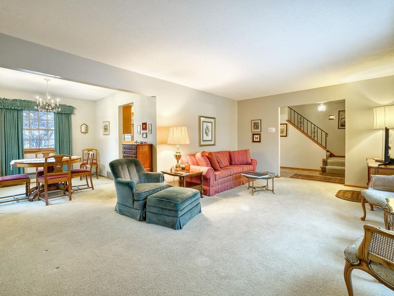 7424 Melody Dr NE, Minneapolis, MN 55432