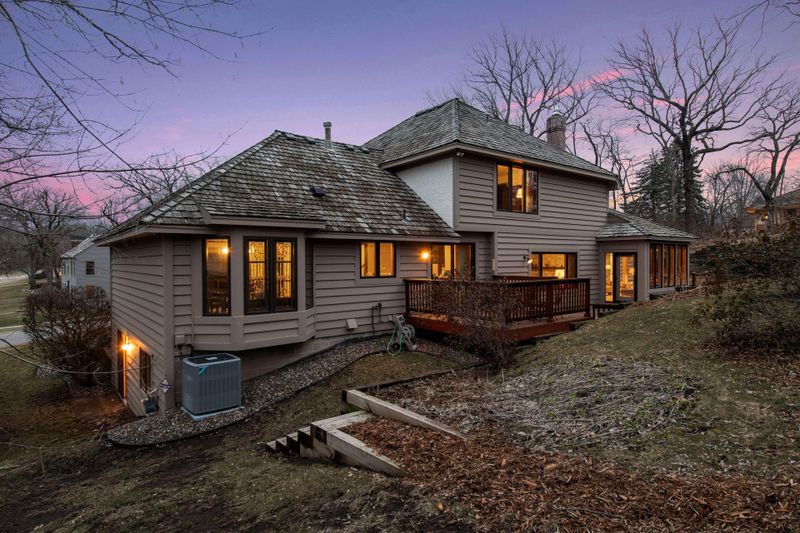 5525 River Bluff Curve, Bloomington, MN 55437