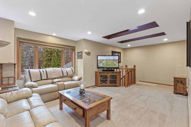 8051 161st Ave NW, Anoka, MN 55303