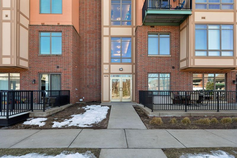 1070 Grandview Ct NE #311, Columbia Heights, MN 55421