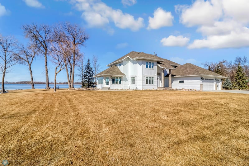 12525 Tanglewood Rd, Audubon, MN 56511