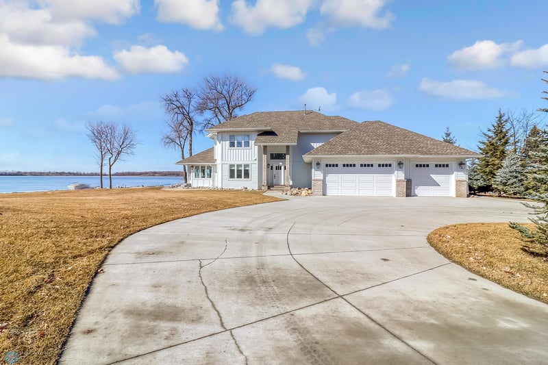12525 Tanglewood Rd, Audubon, MN 56511