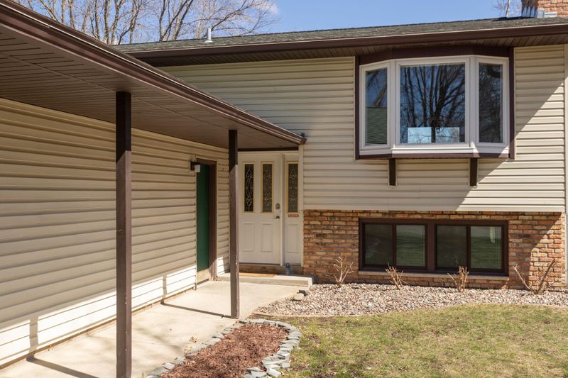 4000 Katie Ln NW, Rochester, MN 55901