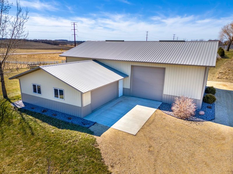 25860 Freeborn Ave, New Prague, MN 56071