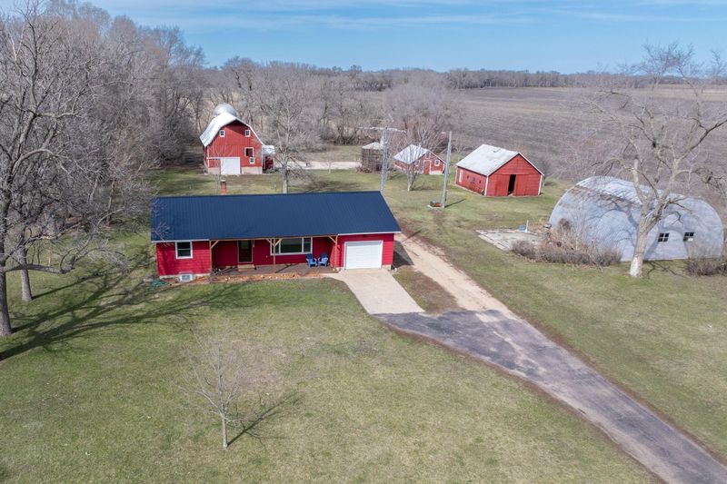 1043 65th St, Ceylon, MN 56121