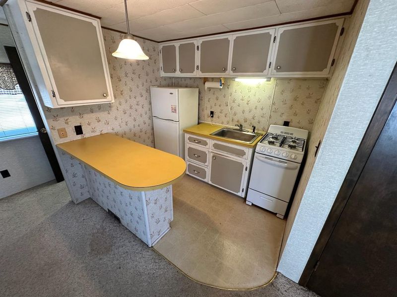 504 13th St SW, Willmar, MN 56201