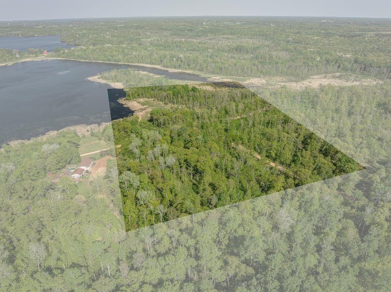 17318 Snowshoe Dr, Ironton, MN 56455