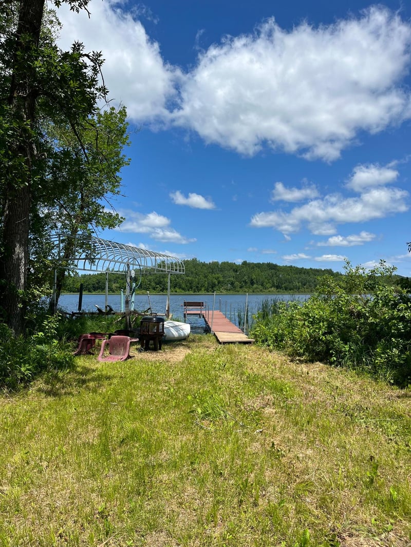 17318 Snowshoe Dr, Ironton, MN 56455