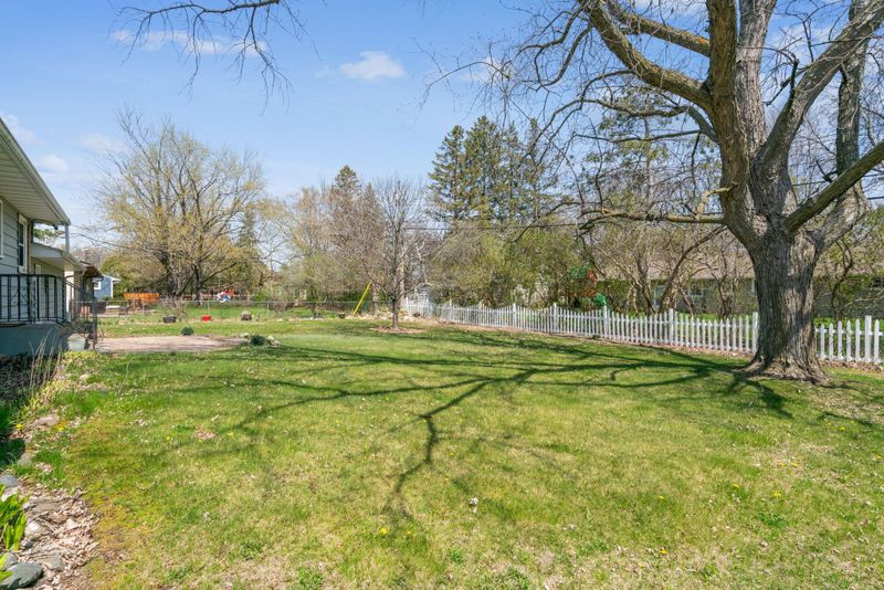 3912 White Bear Ave N, White Bear Lake, MN 55110