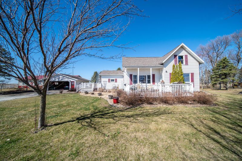 55811 145th Ave, West Concord, MN 55985