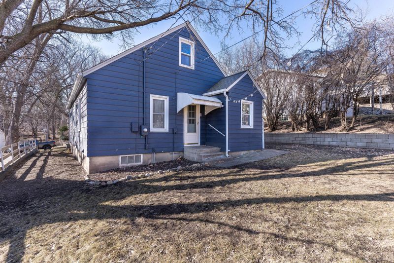 538 W Summit Ave, Fergus Falls, MN 56537