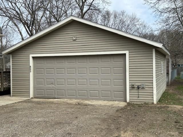 320 N Gilman Ave, Litchfield, MN 55355