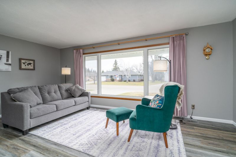 404 Golf Ter, Crookston, MN 56716