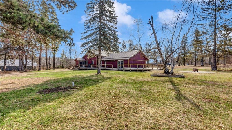 2052 320th St, Cushing, MN 56443