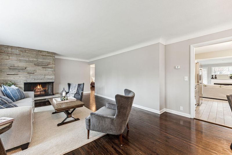 6001 St Johns Ave, Edina, MN 55424