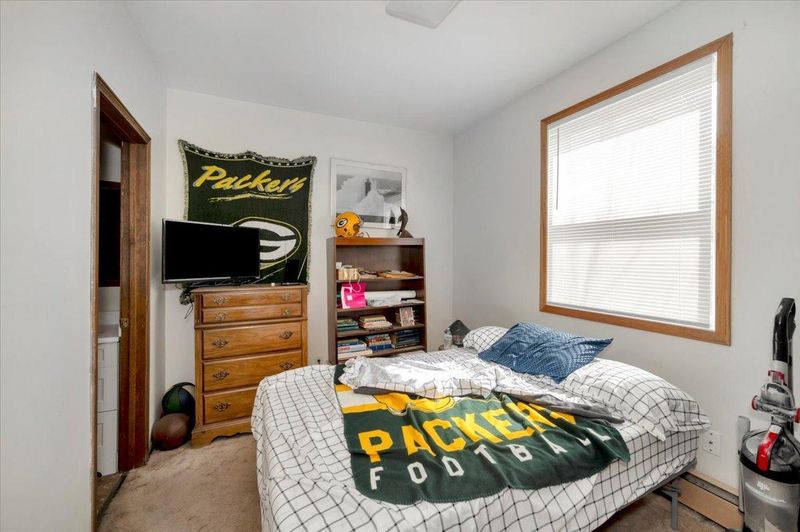 1422 Weeks Ave, Superior, WI 54880